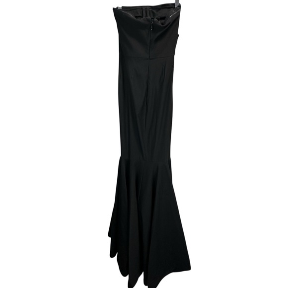 Michael Costello x REVOLVE Anyssa Gown in Black - Picture 5 of 9